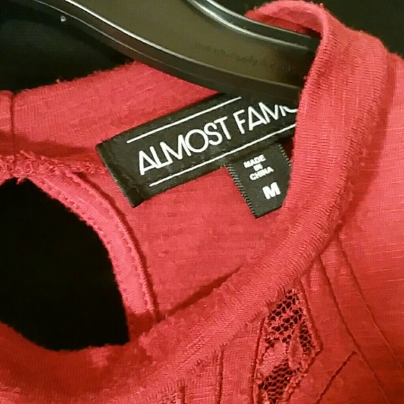 Top - Picture 2 of 3